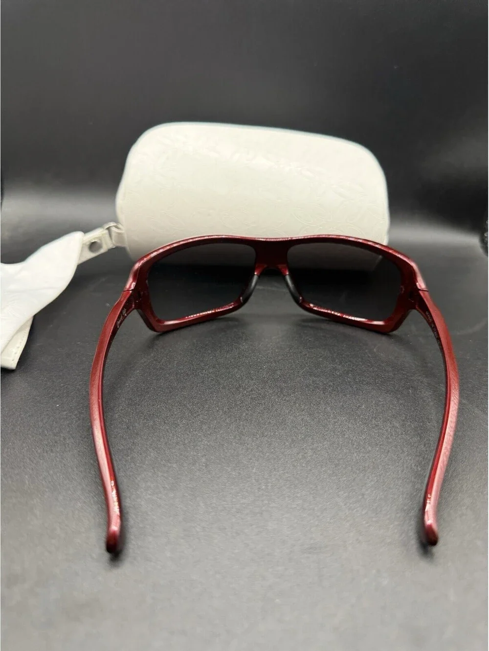 Oakley Break Up Scarlet/Black-Gray Gradient Lenses OO9202-02